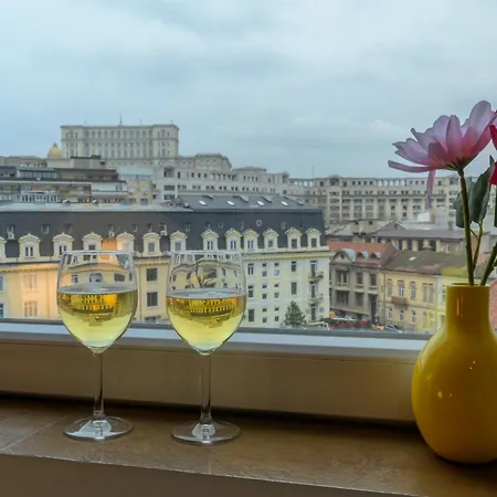 Апартаменты The White Axis With View And Self Check-in *