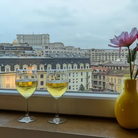 The White Axis With View And Self Check-in *