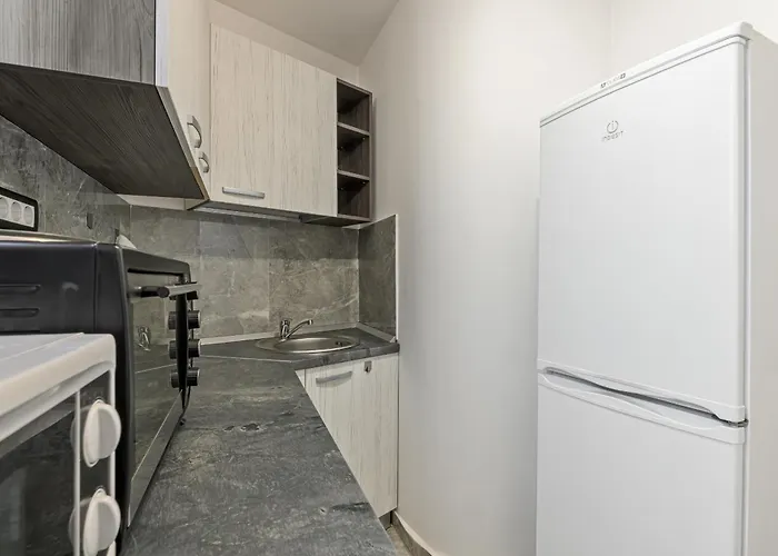 Апартаменты The White Axis With View And Self Check-in *