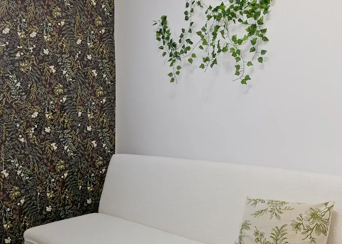 The White Axis With View And Self Check-in